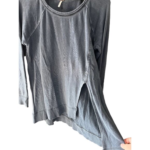 Free People Womens Top M Blue 3/4 Sleeve Asymmetrical Hem Pullover - Picture 3 of 10